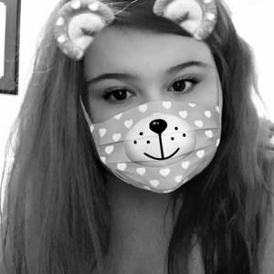 Meet your Posher, Gloria